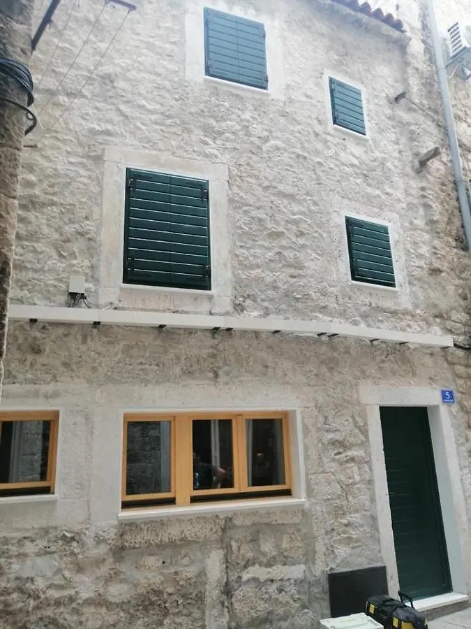 Cosmijeva Luxury Rooms Split 0*,